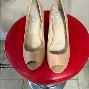 Cole Haan Tan Heels Peep Toe Elegant